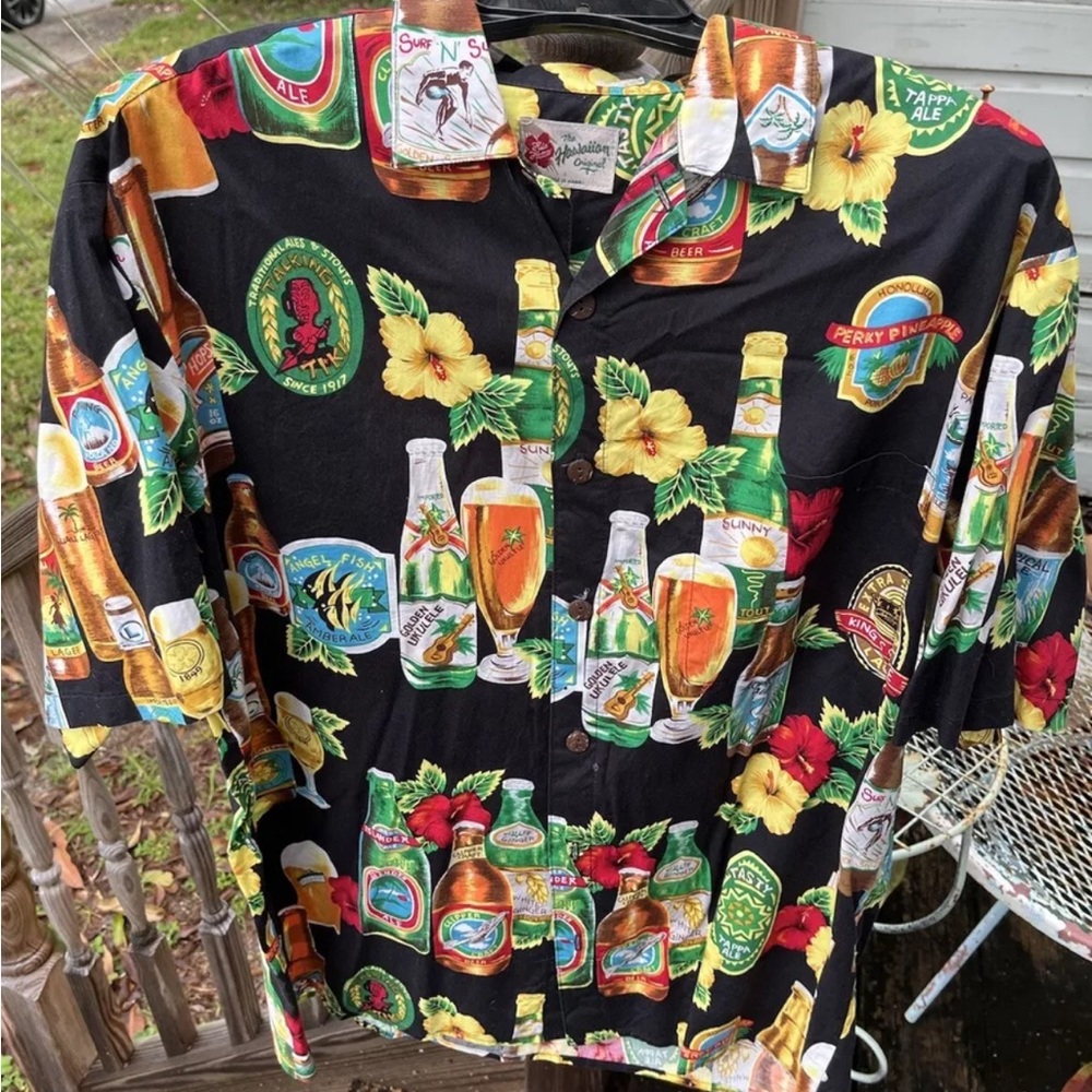 Hilo Hattie Floral Hawaiian Shirt L USA Beer Bottles Hawaii Aloha Cotton Vintage
